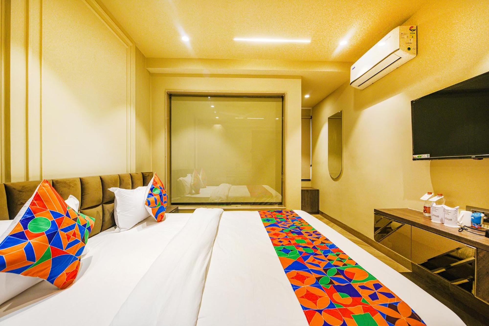 דלהי Fabhotel Prime Qotel Janakpuri מראה חיצוני תמונה