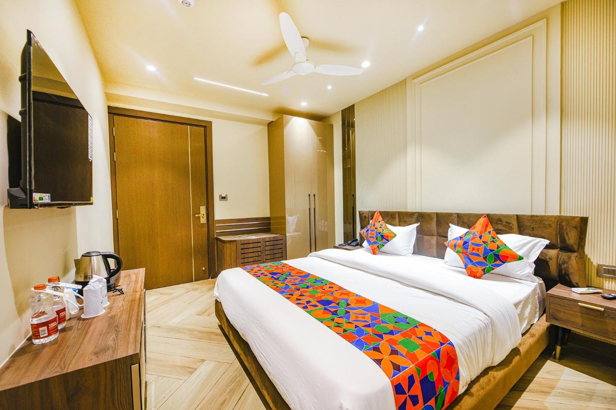דלהי Fabhotel Prime Qotel Janakpuri מראה חיצוני תמונה