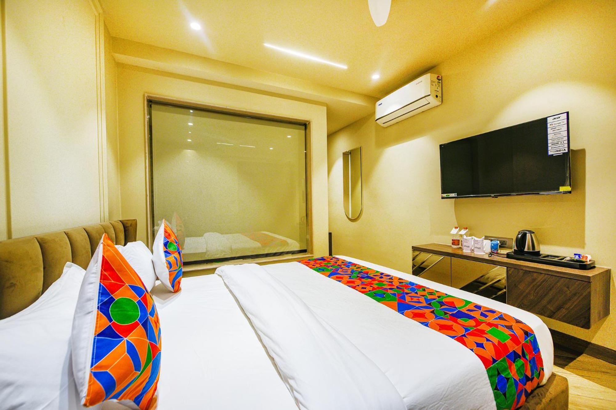 דלהי Fabhotel Prime Qotel Janakpuri מראה חיצוני תמונה